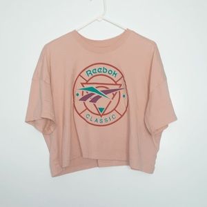 Reebok crop top🌸